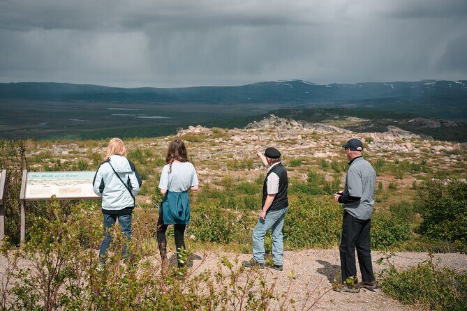 8-12 Hour Private Arctic Circle Experience in Alaska with Lunch - Stop 1: Yukon River time—big water, big Alaska stories