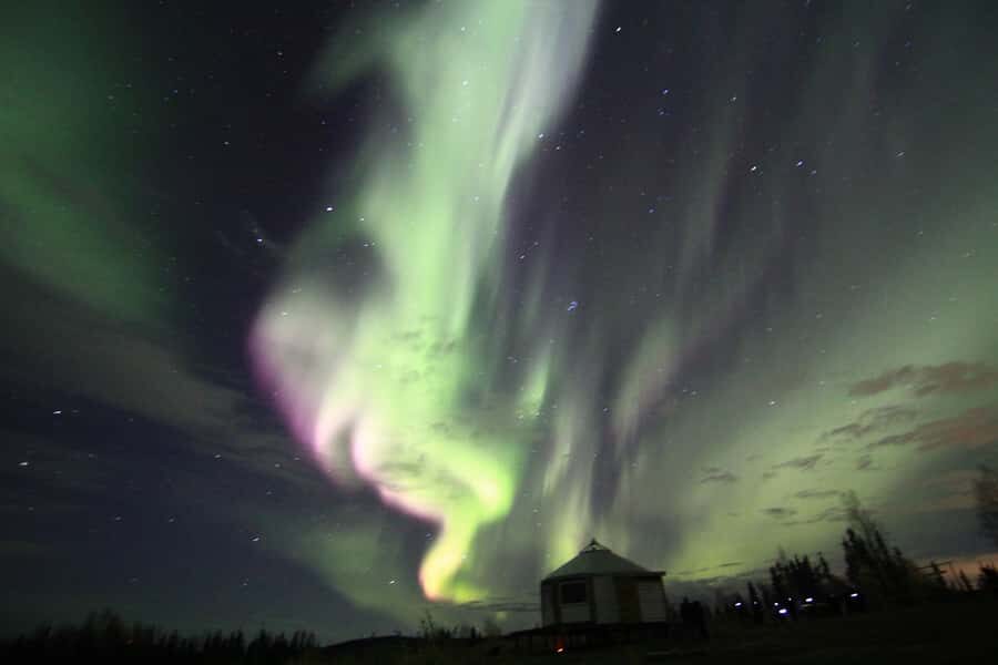 Alaskan Northern Lights/Aurora Borealis Lodges - Price and value: what $160 buys you besides a bus ride