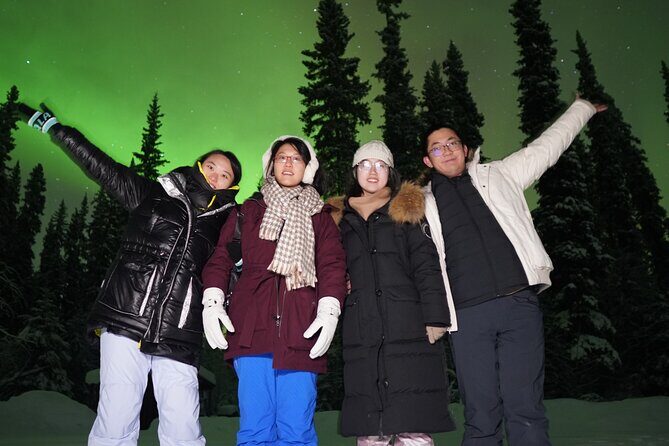 Amazing Aurora Chasing Experience. - Why this Fairbanks aurora hunt beats DIY wandering
