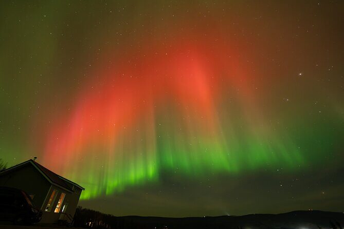 Aurora Glass House – Northern Lights and Photos at Cleary Summit - Price and value: $99 that’s really paying for convenience and photo help