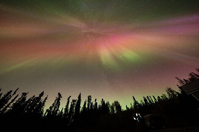 Aurora Glass House – Northern Lights and Photos at Cleary Summit - How guides and photographers help you actually get photos