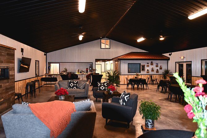 Aurora Viewing Lodge - How an Aurora Lodge Tour Works in Fairbanks (and why it’s a smart format)