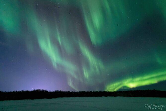 Capturing the Ethereal Beauty: Northern Lights Photo Workshop - Snacks, Hot Drinks, and Your Photo Keepsake