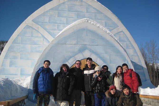 Chena Hot Springs Day Tour - Aurora Ice Museum: ice sculptures, carved details, and the Appletini question