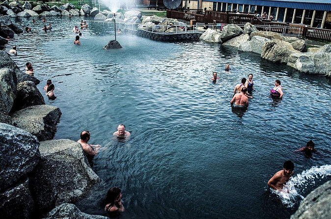 Chena Hot Springs Shuttle Service - Price and Value: When Private Makes Sense (and When It Doesn’t)