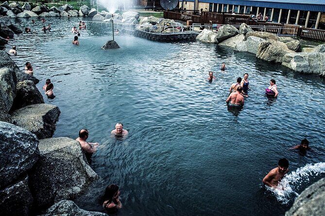 Chena Hot Springs Shuttle Service - Pickup Anywhere in Fairbanks and North Pole