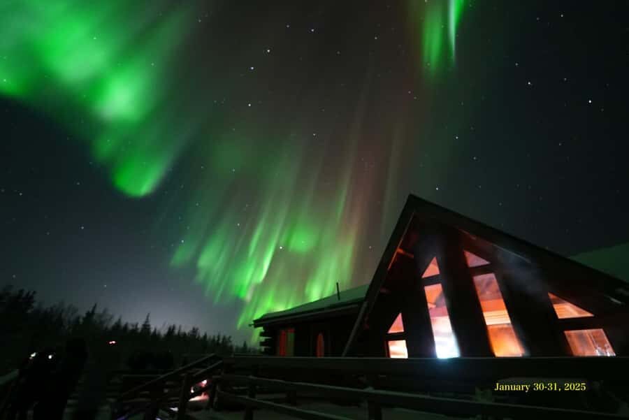 Fairbanks: Aurora Husky Lodge Aurora Viewing Tour - Why this Fairbanks aurora tour feels comfortable at midnight