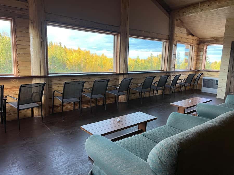 Fairbanks: Aurora Husky Lodge Aurora Viewing Tour - Price and value: what $130 buys you in real terms