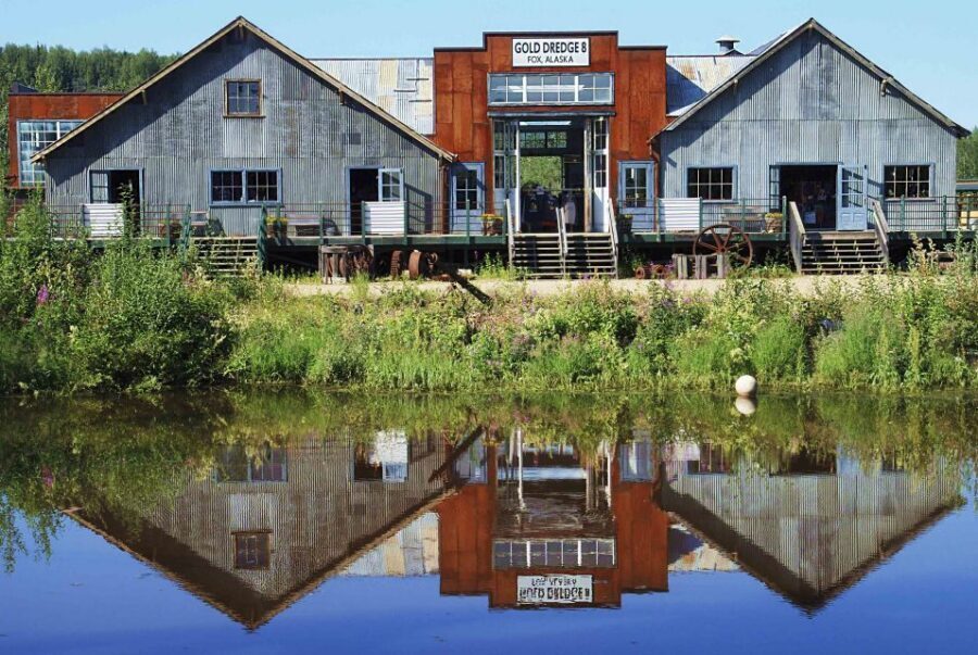 Fairbanks: Gold Dredge 8 Historic Train Tour - Tour timing: how the 2-hour flow keeps moving
