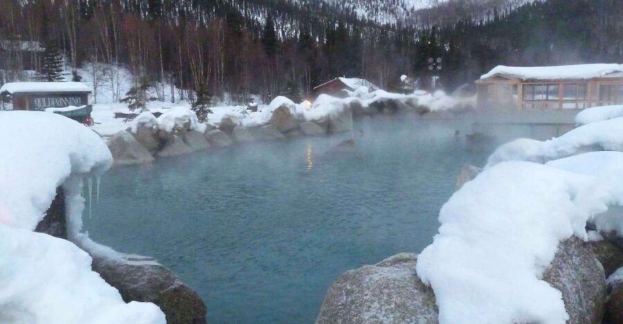 From Fairbanks: Chena Hot Springs Northern Lights Tour - Key highlights worth the cold