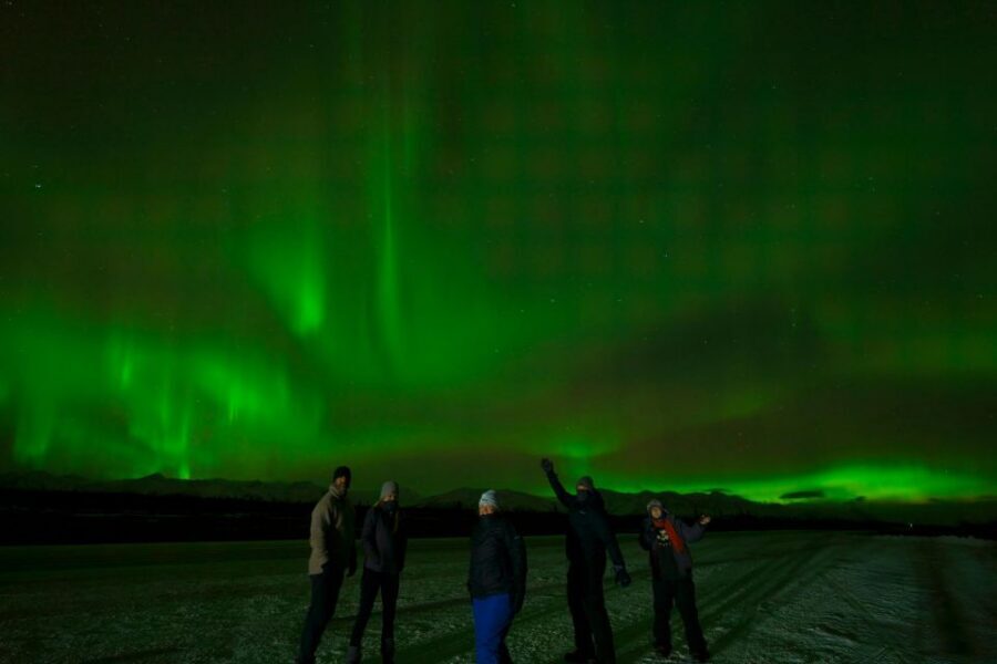 From Fairbanks: Northern Lights Aurora Tour with Photography - Who this tour fits best