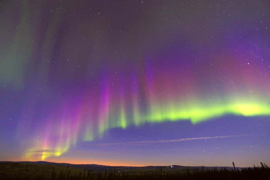 Late Night Yurt Dinner and Northern Lights - Aurora viewing setup: north-facing windows and the comfort factor