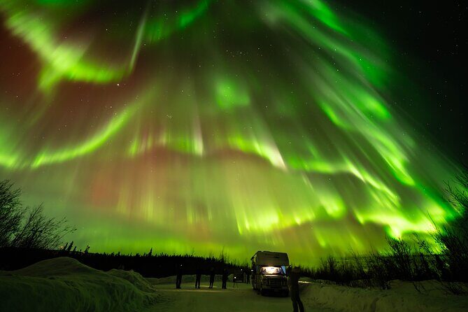 Luxury RV Small Group Aurora Chasing Tour with Photography - Key reasons this RV aurora tour works in real life