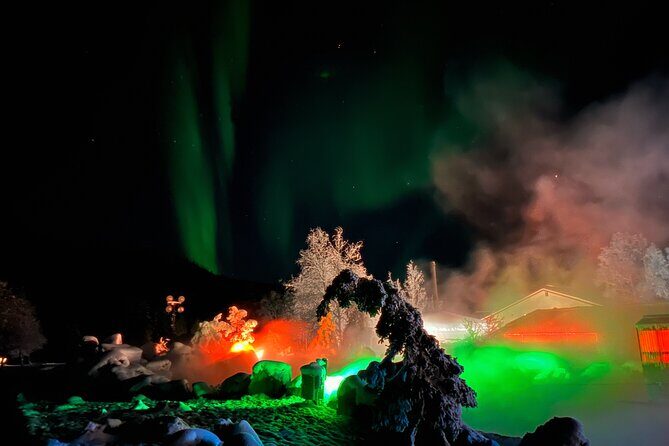 Northern Lights at Chena Hot Springs - Pickup at 7:00 pm: your night starts early