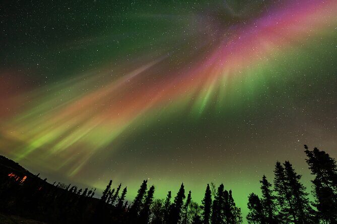 Northern Lights Aurora Chasing Adventure Tour & Free Photography - What You’ll Do While You Wait: Hot Drinks, Snacks, and Comfort
