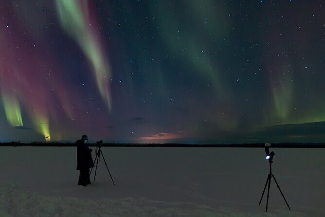 Northern Lights Lodge & Chase Tour from Fairbanks - What to Pack for a Night Under the Aurora Oval