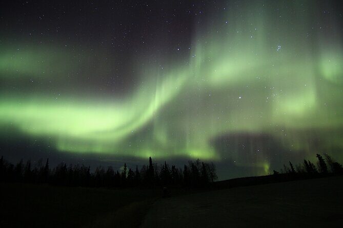 Northern Lights Murphy Dome Viewing in Fairbanks - Warm drinks and the “no-frills” cold-weather reality
