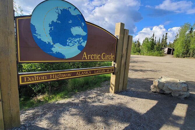 Private Arctic Circle Expedition from Fairbanks - Yukon River Camp near the bridge: where the day gets practical