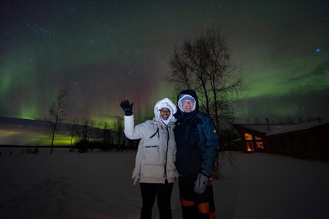 Private Northern Lights Lodge & Chase – Fairbanks - The 8:00 pm Pickup and Dark-Sky Drive You’ll Actually Remember