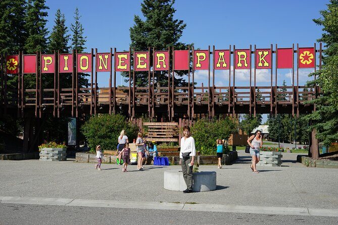 Private Tour for Chena Hot Springs (Free Photo) from Fairbanks - Photo Help and Guide Style: David and Joseph’s “Take More Pictures” Approach