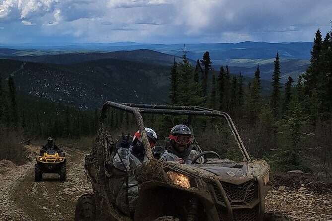 Side by Side Morning Tour - Equipment and comfort: the gear makes the mud manageable