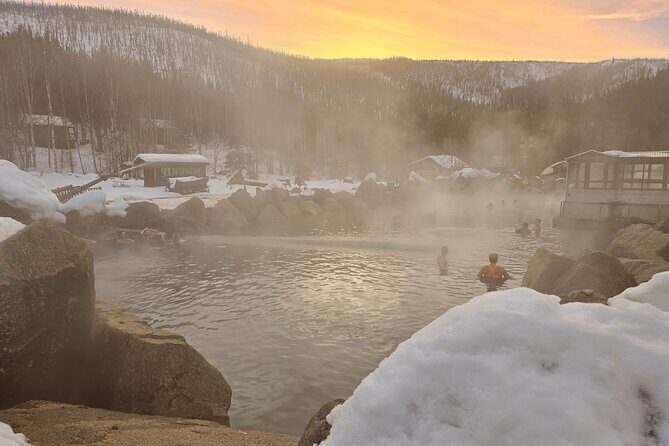 Spectacular Chena Hot Springs Northern Lights Experience - Guides, photos, and the small-group feel with Heart of Alaska Tours